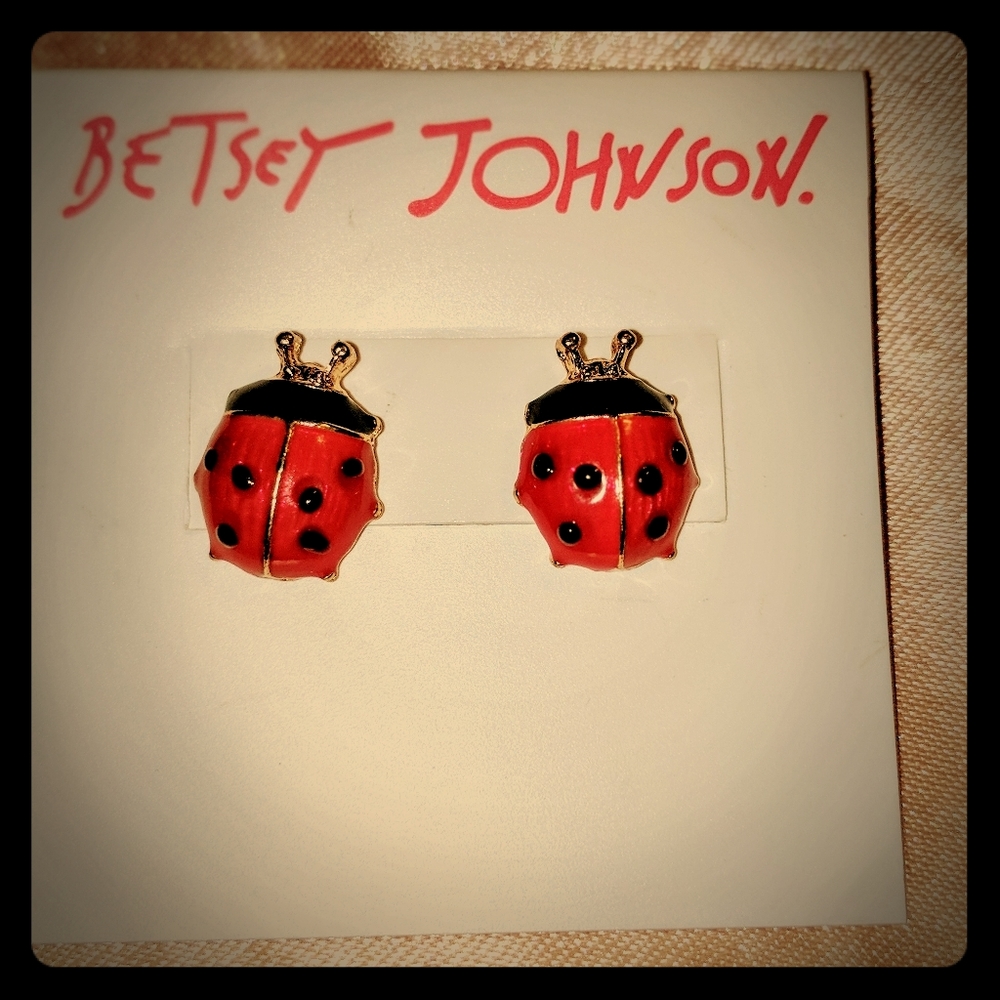 BETSEY JOHNSON LADY BUD EARRINGS
